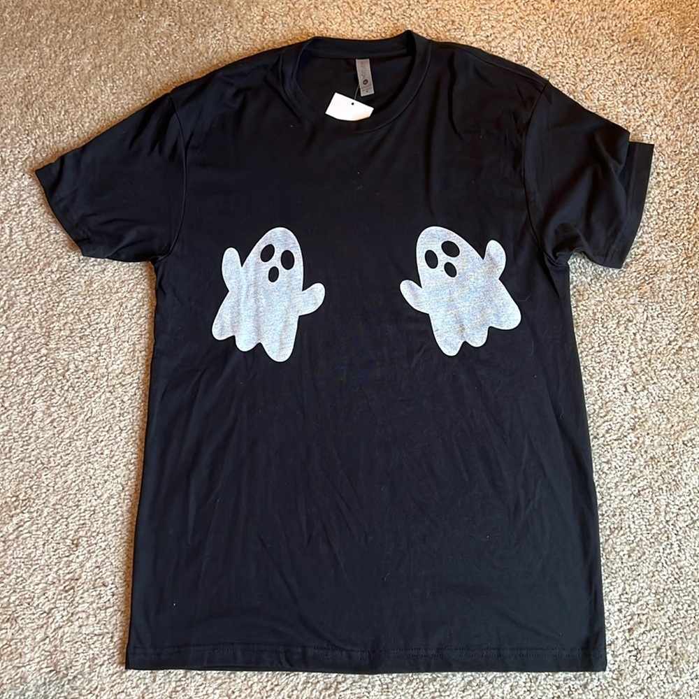 Ghost tee top black white ghost Halloween short sleeve t shirt medium unisex